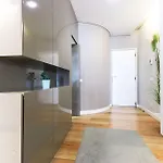Modern Chiado By Homing דירה ליסבון